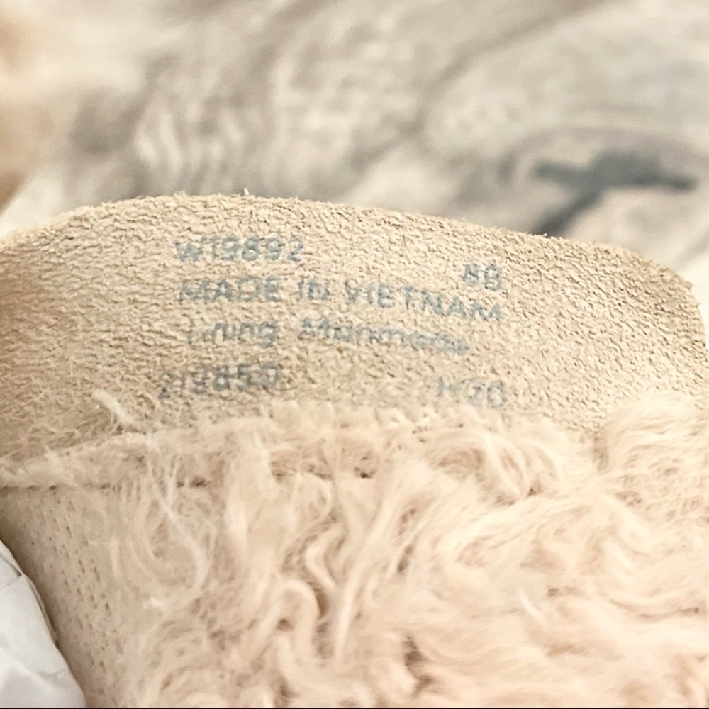 NIB Cole Haan Nantucket Cozy Ankle Boots Bootie - Picture 11 of 14